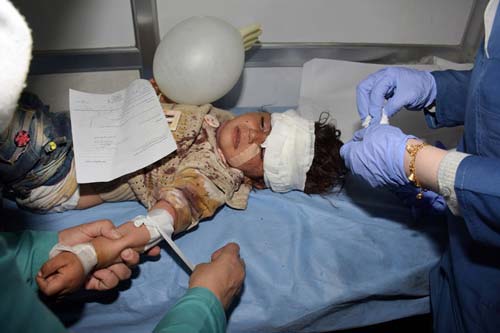 وصول الدفعة الأولى من حافلات أهالي بلدتي كفريا الفوعة إلى حلب وتوجه حافلات المسلحين وعائلاتهم إلى ريف إدلب