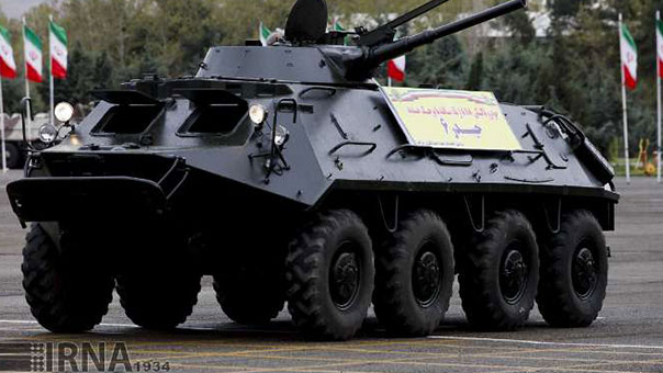 بالصور : إزاحة الستار عن اسلحة ومعدات دفاعية إيرانية جديدة