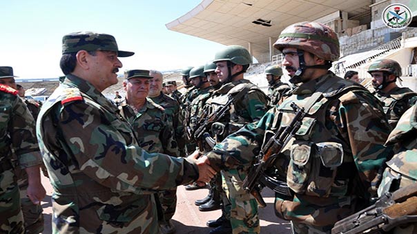 الجيش السوري أحيا عيد الجلاء والفريج يزور الوحدات المقاتلة في درعا بتوجيه من الرئيس الاسد