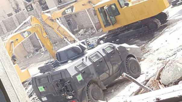 القوات السعودية تواصل هجومها على العوامية… وتطلق قذائف على منازل المواطنين