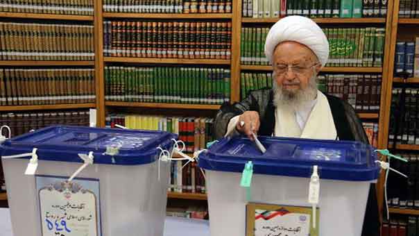 بالصور: إيران تنتخب رئيسها الثاني عشر