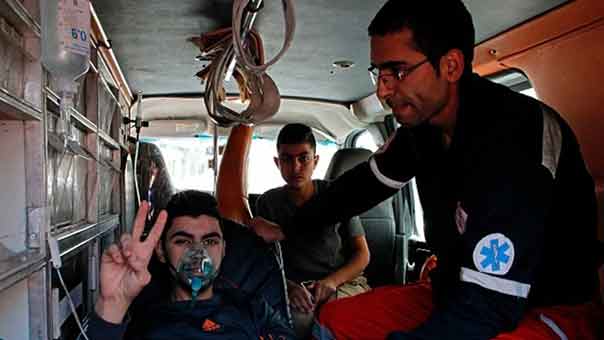 بعد مفاوضات لـ20 ساعة .. الأسرى الفلسطينيون ينتصرون على السجَّان ويعلِّقون الإضراب