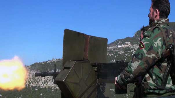 وابِلُ نيرانِ الجيش السوري يفتَحُ  في الجنوب على مسلحي درعا