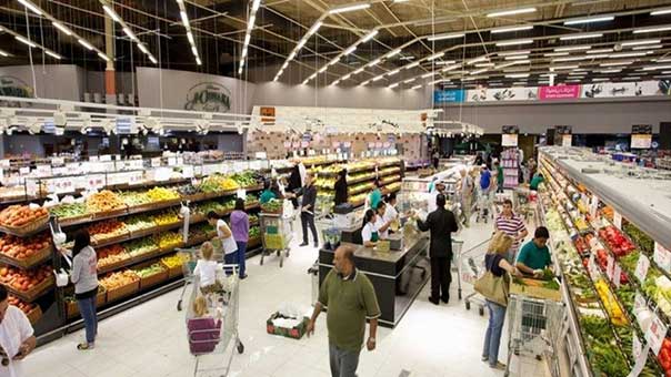 بعد الحظر الخليجي عليها.. قطر تلجأ الى إيران وتركيا لتأمين سلعها الغذائية