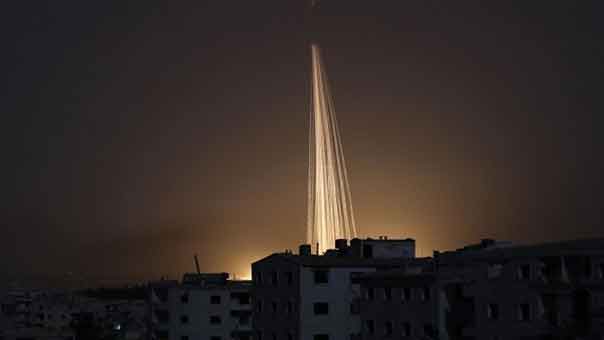  &rsquo;التحالف الدولي&rsquo; يقر باستخدامه القنابل الفسفورية المحرمة دولياً في سوريا