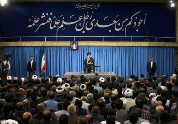 الإمام الخامنئي: يوم القدس العالمي يوم مقارعة نظام سياسي ظالم واستكباري