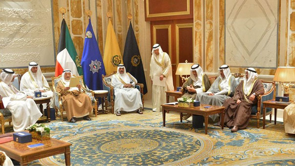 أمير الكويت يتسلم رد الدوحة على مطالب دول المقاطعة