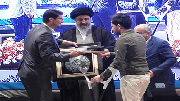  السيد إبراهيم رئيسي للعهد: ثقافة المقاومة لها تأثير كبير في العالم الاسلامي