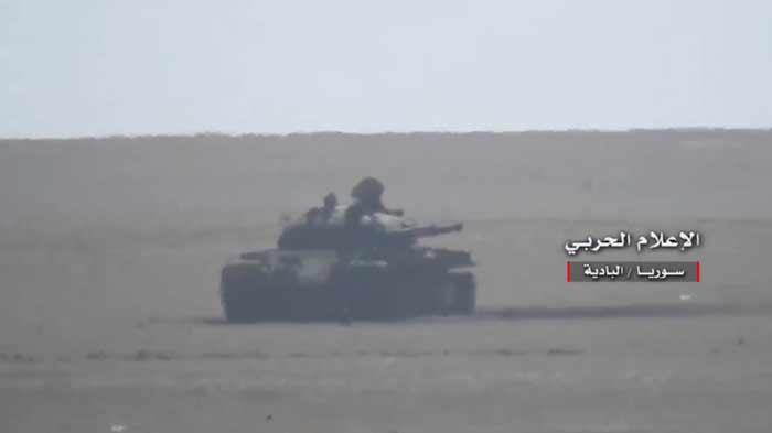 بالصور: هكذا أفشل الجيش السوري هجوم &rsquo;داعش&rsquo; في محيط &rsquo;حميمة&rsquo;