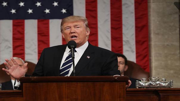 مذكرة لحجب الثقة عن الرئيس الأميركي في الكونغرس