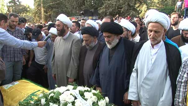 الصلاة على جثمان الشهيدين شمص ورعد