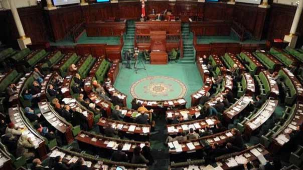 البرلمان التونسي يقرّ قانون مكافحة العنف ضد المرأة