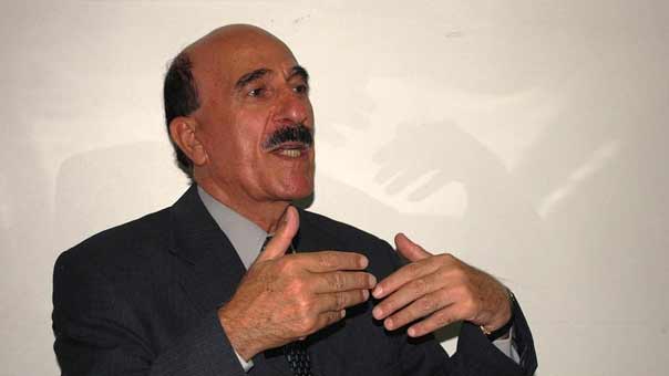 الجيش السوري يقترب من دير الزور عبر محوري الرقة والسخنة