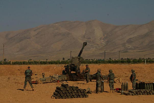 بالصور - جولة ميدانية للاعلاميين على التلال التي سيطر عليها الجيش في رأس بعلبك