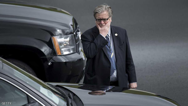 ترامب يتخلى عن &rsquo;ذراعه الأيمن&rsquo;

