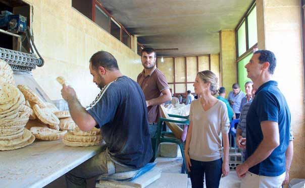 بالصور: جولة للرئيس السوري بشار الاسد في ريف طرطوس