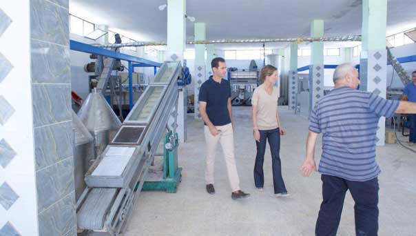 بالصور: جولة للرئيس السوري بشار الاسد في ريف طرطوس