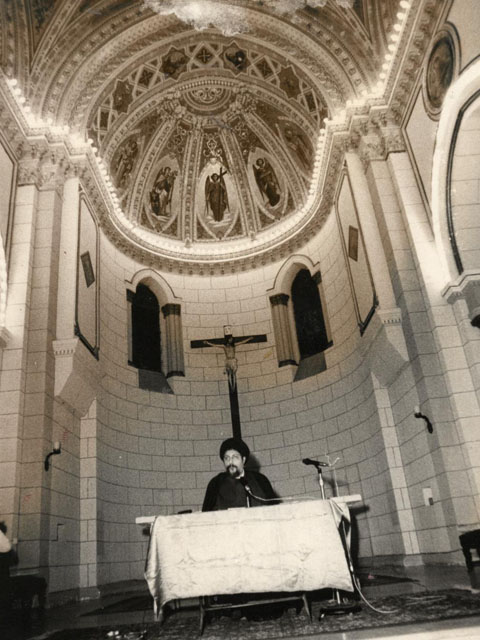 الامام المغيب السيد موسى الصدر