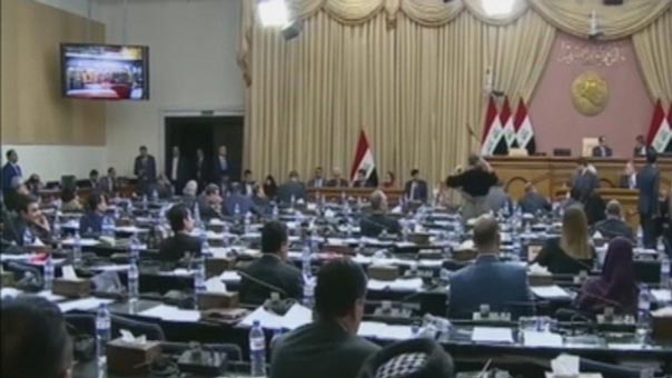 البرلمان العراقي يقيل محافظ كركوك وبرزاني يندد بالخطوة

