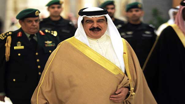 البحرين: آل خليفة يأمرون خطباء المساجد بالتوقف عن مهاجمة ’اسرائيل’