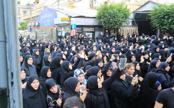  حزب الله وجمهور المقاومة يشيعون ثلة من الشهداء الى مثواهم الاخير 