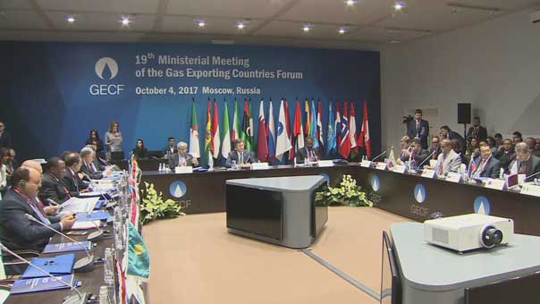 موسكو تدافع عن منتجاتها النفطية بتوسيع مروحة المستثمرين