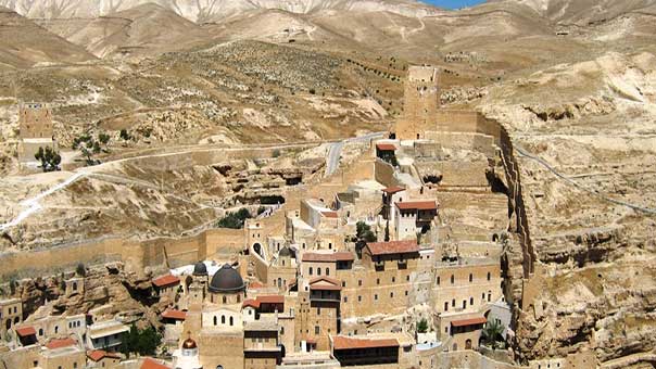 الأشهر في فلسطين: دير &rsquo;مار سابا&rsquo; شاهدٌ على أواصر التآخي بين الديانات