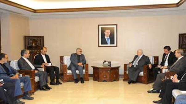 المعلم يلتقي بروجردي .. نحذر من الانعكاسات السلبية لاستفتاء كردستان ومستمرون في مكافحة الإرهاب