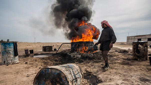 هل سيطرت ’قوات سوريا الديموقراطية’ على حقل العمر النفطي فعلاً؟