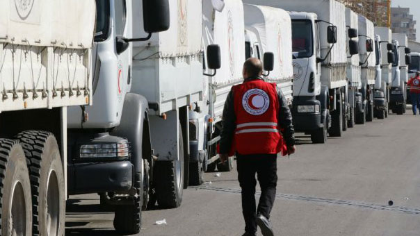 وصول 49 شاحنة مساعدات إنسانية ومواد طبية إلى الغوطة الشرقية في ريف دمشق