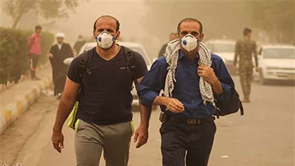 بالصور: عاصفة ترابية تضرب النجف الأشرف بالتزامن مع أربعينية الإمام الحسين(ع)