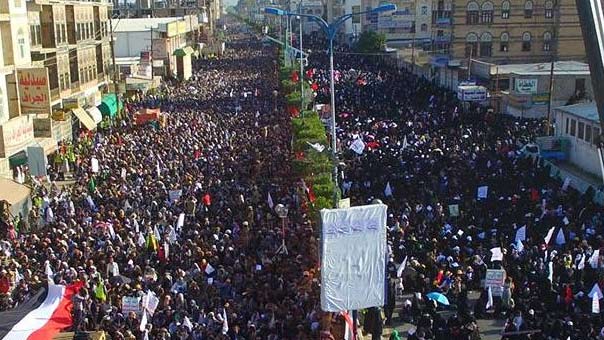 مسيرة جماهيرية كبرى في صنعاء تنديدًا بالحصار.. والصماد: وحدتنا ستهزم مؤامرات الأعداء