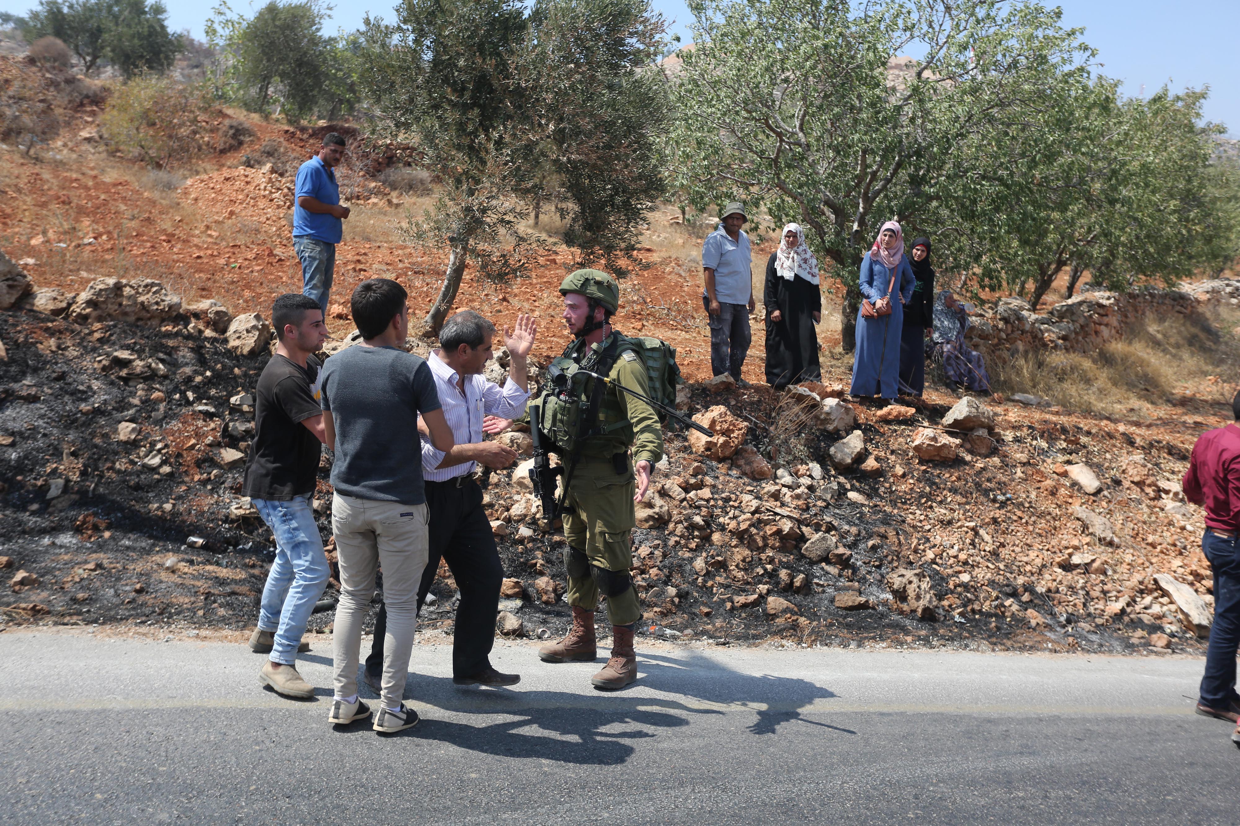 قرية &rsquo;قصرة&rsquo; الفلسطينية تتصدى لأطماع الاحتلال التوسعية.. وتردع مستوطنيه