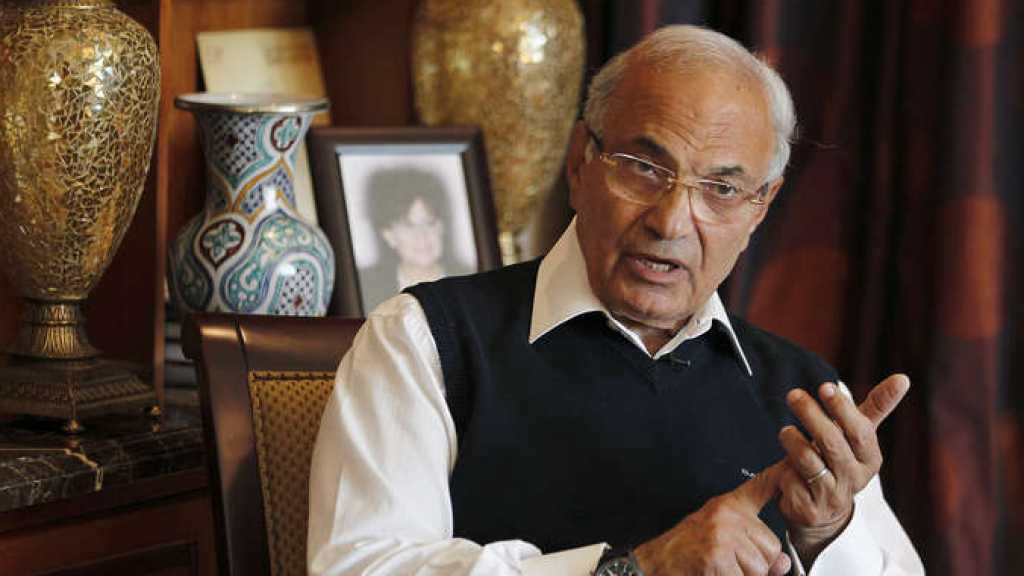 السلطات الإماراتية تعتقل أحمد شفيق وترحله إلى مصر