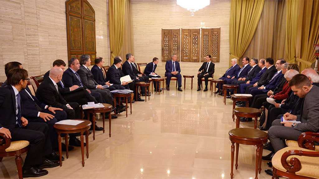الرئيس الأسد التقى وفداً حكومياً روسياً: كل من يعمل تحت قيادة أي بلد أجنبي في بلده هو خائن