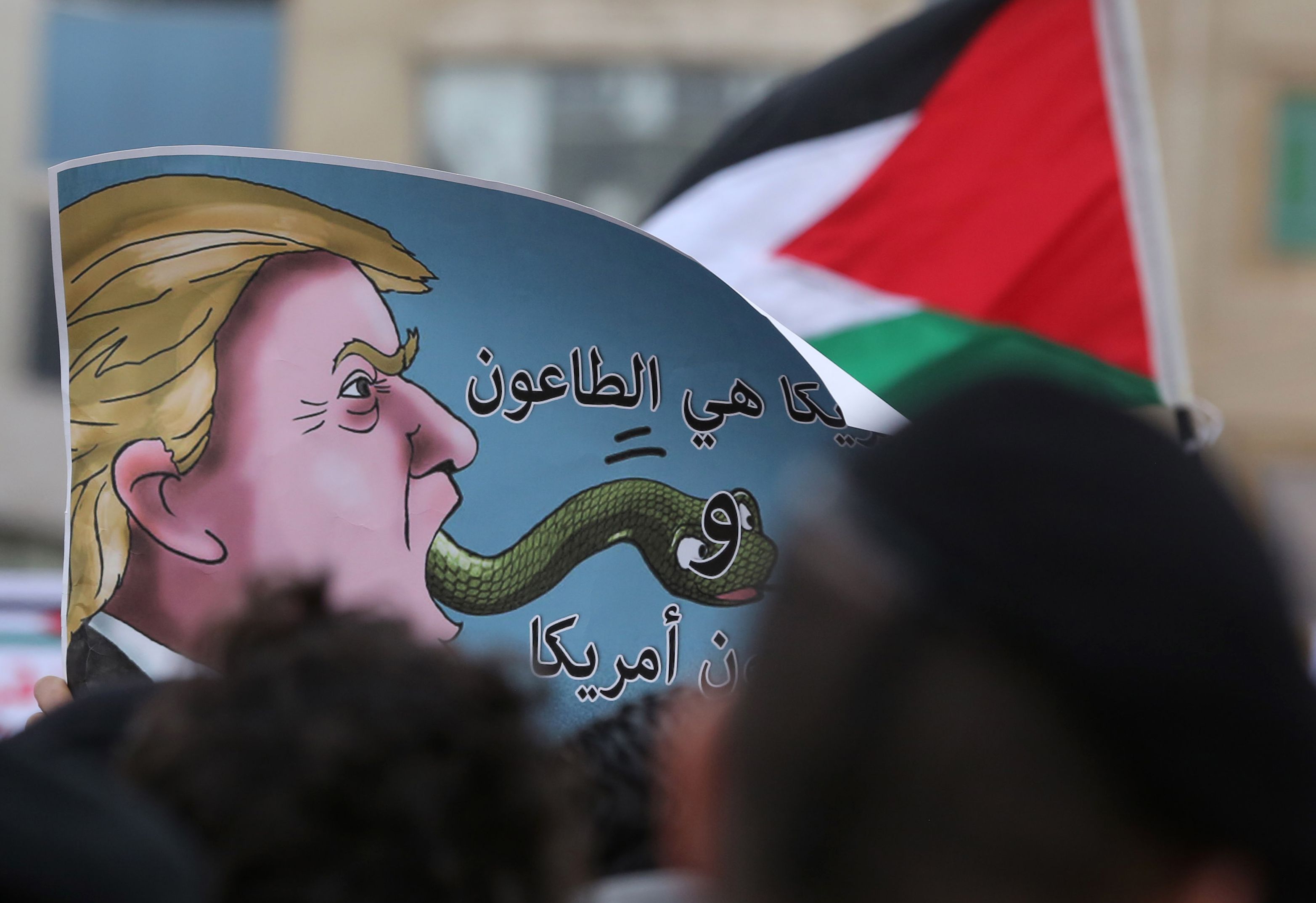 هشام الحاجي لـ ’العهد’: في تونس قوى حية انتفضت من أجل القدس وتقف في صف محور المقاومة