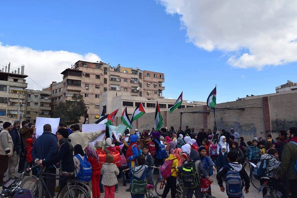 مخيم اليرموك ...التسوية مرتبطة بما سيجري في الغوطة الشرقية والعين على القدس
