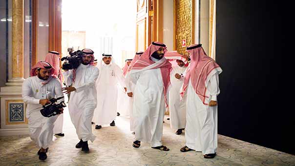  &rsquo;نيويورك تايمز&rsquo;: التغيير الاقتصادي المنشود في السعودية يصطدم بعقبات كثيرة