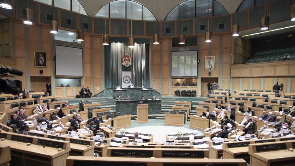 نواب أردنيون يطالبون باستدعاء سفير بلادهم لدى كيان العدو