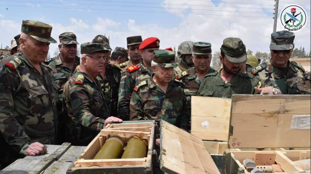  العماد أيوب يتفقد التشكيلات العسكرية السورية في القلمون الشرقي