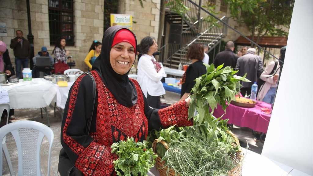 أسواق &rsquo;الساحات الشعبية&rsquo;.. أسلوبٌ فلسطينيٌ لمحاربة البضائع الصهيونية