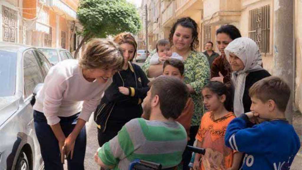 بالصور: عقيلة الرئيس الأسد تزور جرحى الجيش السوري