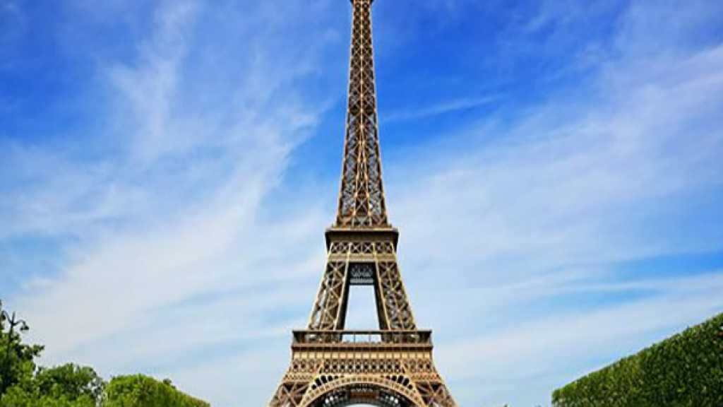 حواجز حول برج إيفل لحمايته من التهديدات الأمنية