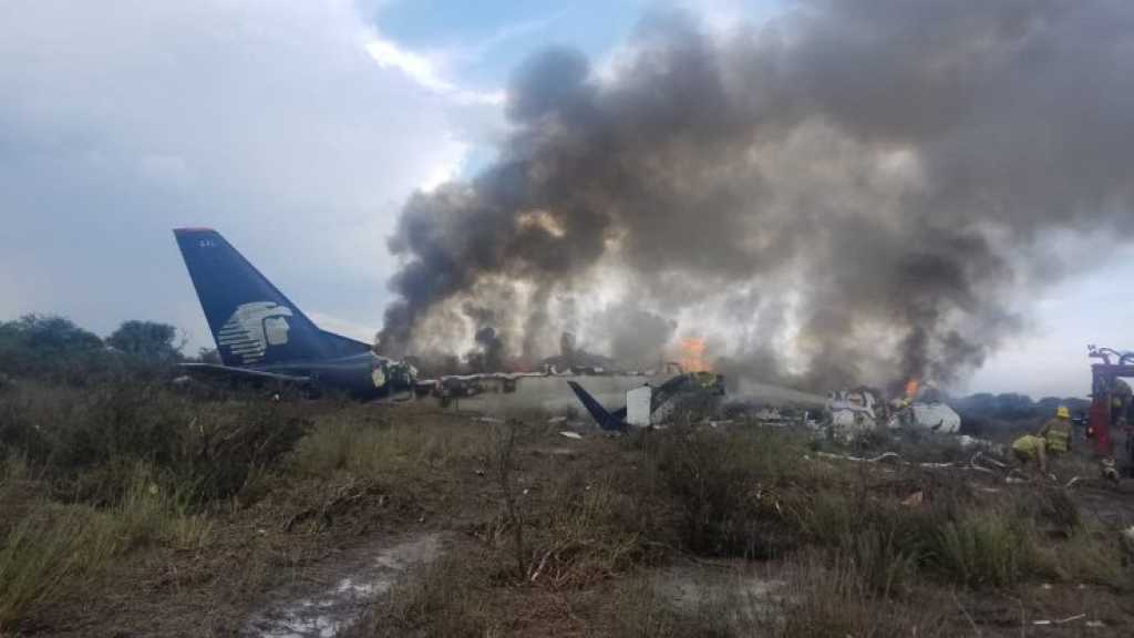 تحطم طائرة تقل 100 راكب في المكسيك