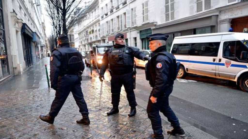 جريمة باريس: رجل يقتل بسكين والدته وشقيقته