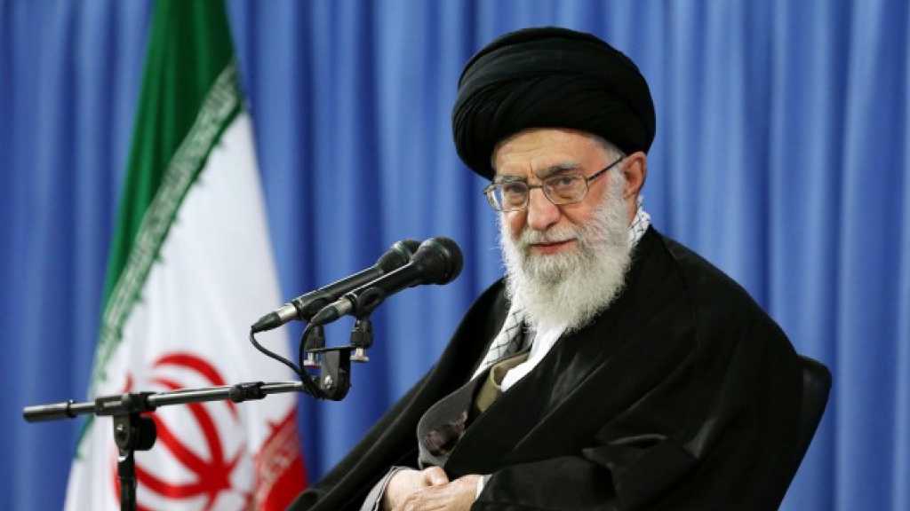 الإمام الخامنئي يوافق على تخفيض عقوبات مئات السجناء