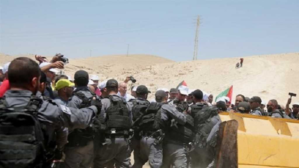 الاحتلال الصهيوني يقتحم قرية الخان الأحمر