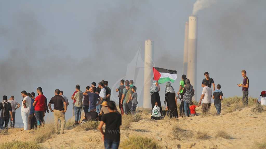 شهيد وخمسون مصابا في اطلاق نار صهيوني على مسير بحري وبري على حدود غزة