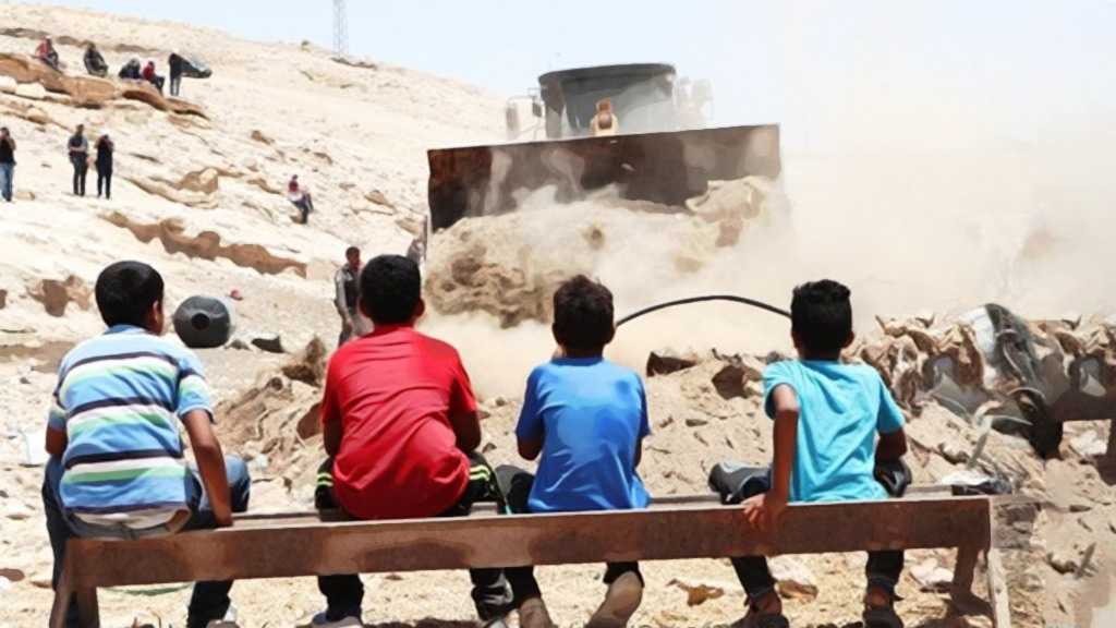 لماذا الخان الأحمر؟