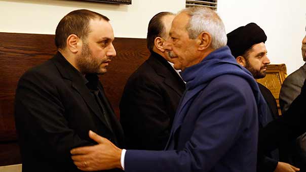 بالصور.. حزب الله وعائلة القنطار يتقبلون التعازي باستشهاده